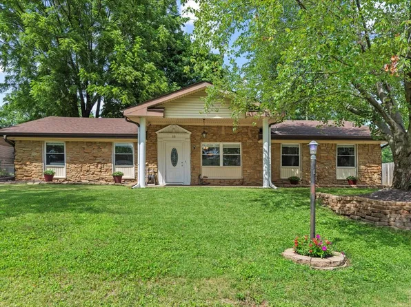 15 Mesa Rd, Springfield, IL 62702