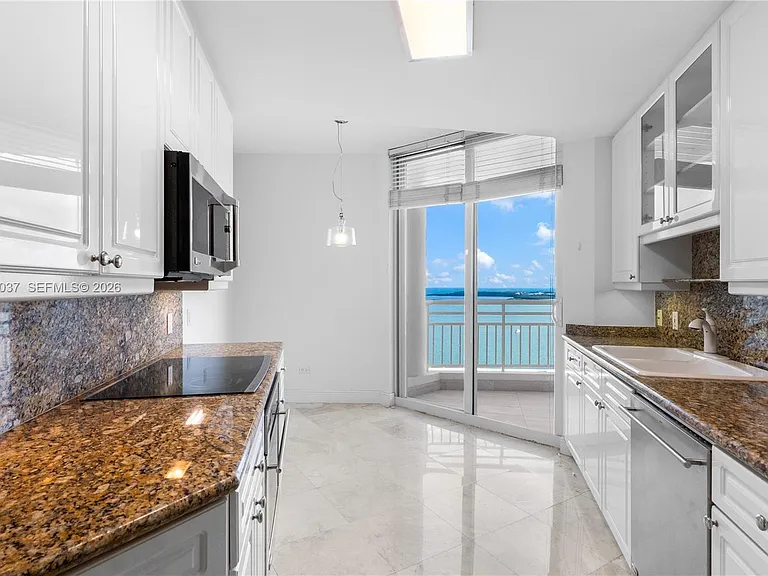 808 Brickell Key Dr #3002 — Photo 13