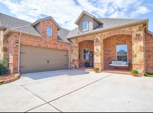 1181 Barberry Dr, Burleson, TX 76028