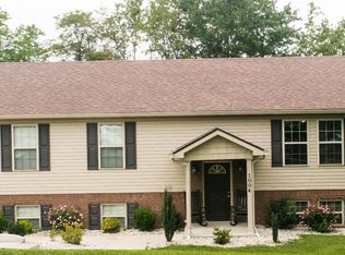 1004 Eagle Point Dr, Berea, KY 40403