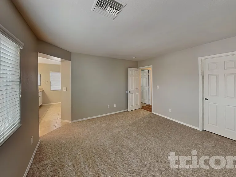 10625 Chickasaw Cedar Ct — Photo 7
