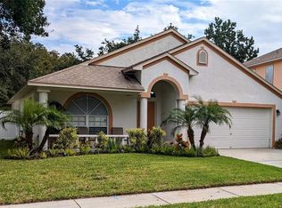 574 Lake Cypress Cir, Oldsmar, FL 34677