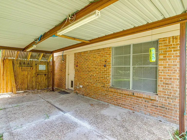 816 E Mustang St — Photo 32