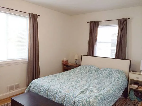 2404 N Kensington St — Photo 4