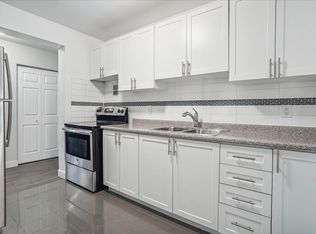 Tycourt Apartments and Townhomes, Burlington, ON L7P 1N3
