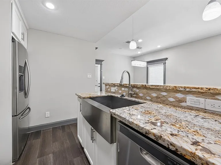 11280 Braes Forest Dr #406 — Photo 23
