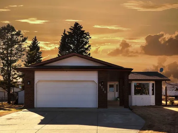 5722 E 11th Ave, Edson, AB T7E 1J6