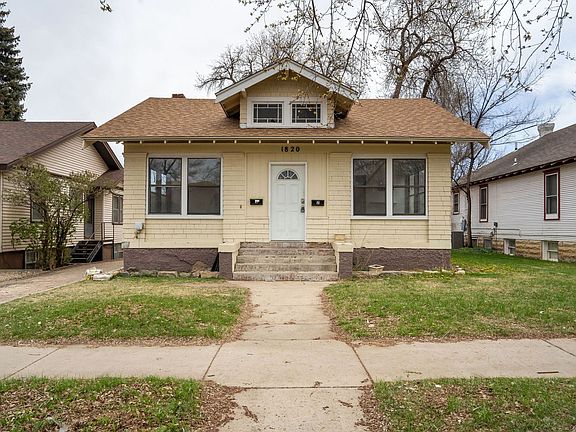3rd image of 1820 11th Ave #1