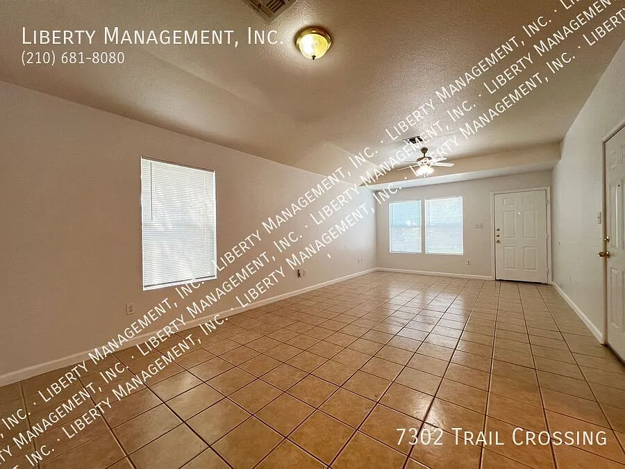 2 Bedroom, 2 Bath with No Carpet — Photo 3