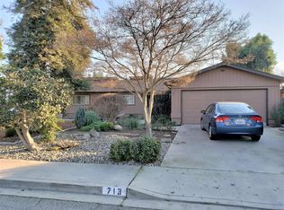 713 W Dorothea Ave, Visalia, CA 93277