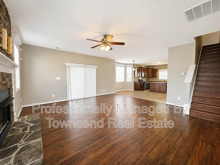 4211 Cherry Hill Ln — Photo 5