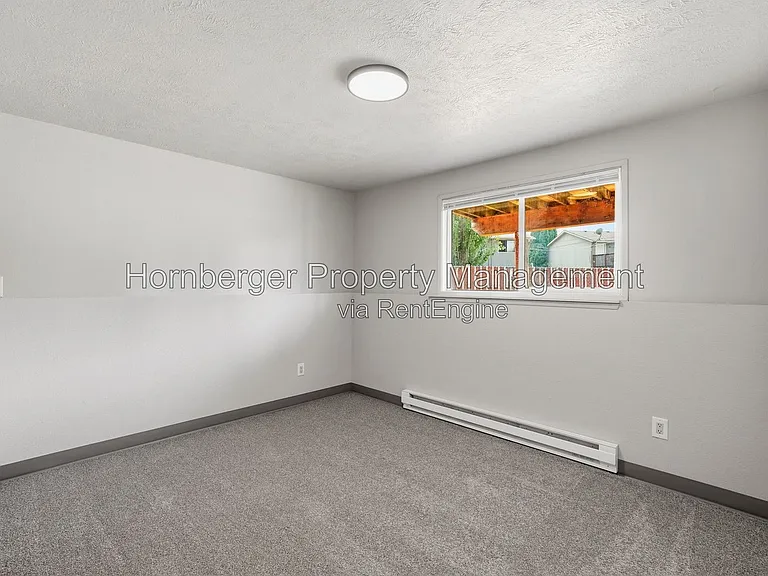 1721 N Glenn Rd — Photo 16