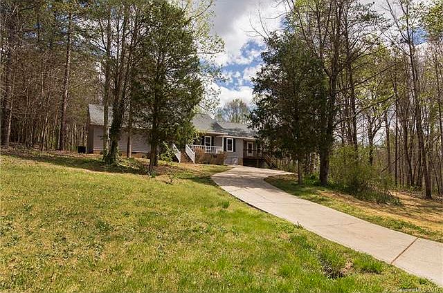 1st image of 171 Levo Dr