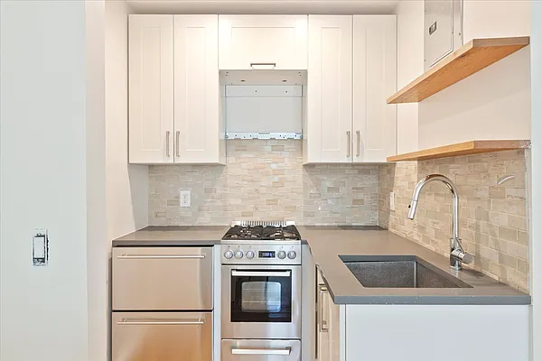 Rented by NMRE | media 12