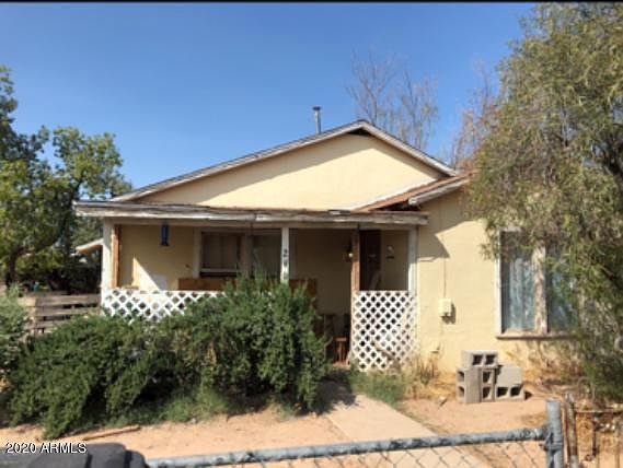 2nd image of 246 W Elm Ave