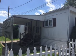 5 Charles St, Rockaway Boro, NJ 07866