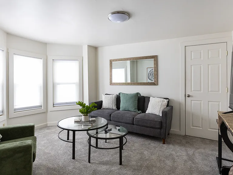 15 Elm St #2 — Photo 2