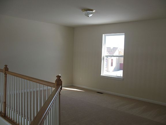 4th image of 4833 Mallet Dr