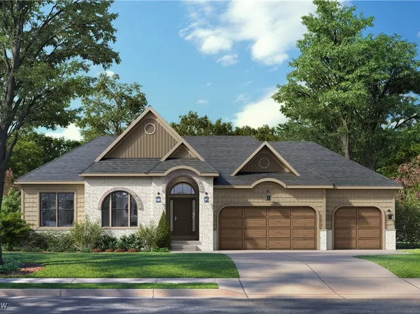 944 Heartridge Dr, Northfield, OH 44067