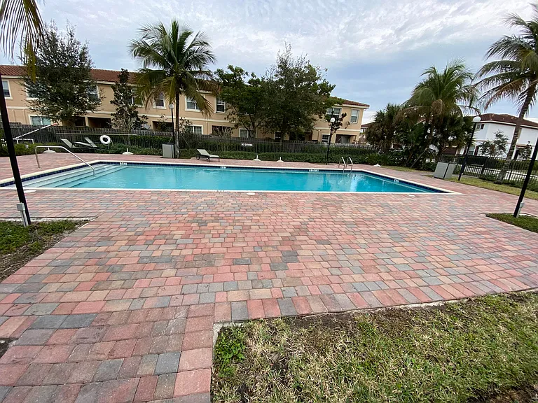 5295 Ashley River Rd #R — Photo 6