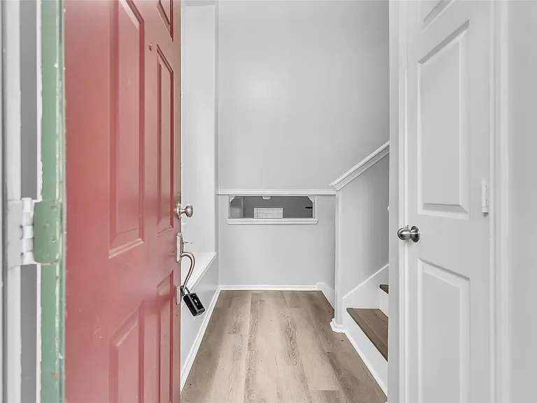 46 Marble Rock Pl — Photo 3