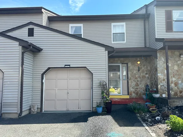 3704 Hana Rd, Edison, NJ 08817