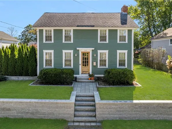 230 Marlborough St, East Greenwich, RI 02818