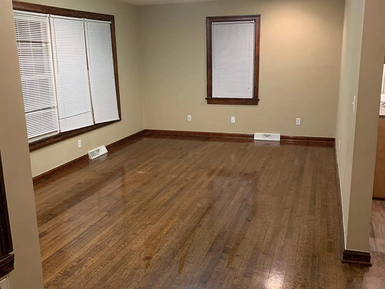 3 bed, 1.5 bath, 1500 sqft, $1,925 — Photo 1