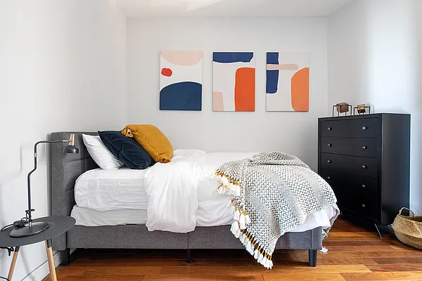 Rented by Compass | media 26