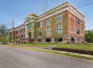 217 E Deaderick St #2A, Jackson, TN 38301