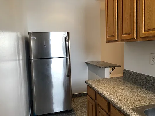Rented by Friedman Roth Realty | media 15