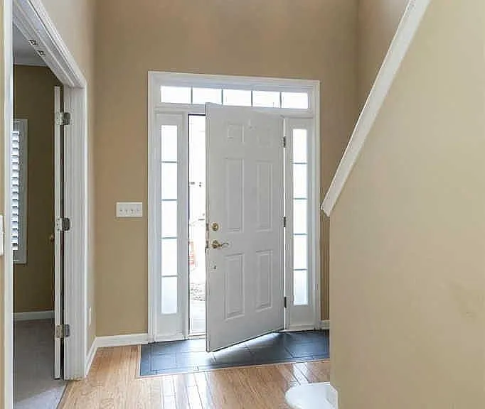 4205 Rogers Creek Ct — Photo 3