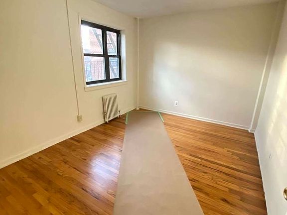 5th image of 20-52 24th St #1A