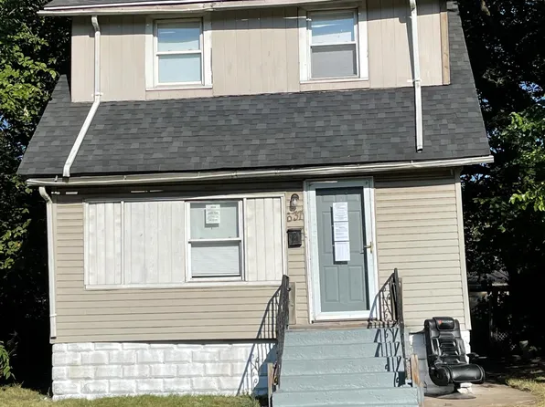637 Vermont St, Gary, IN 46402