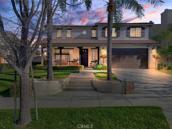 2967 Mangular Ave, Corona, CA 92882