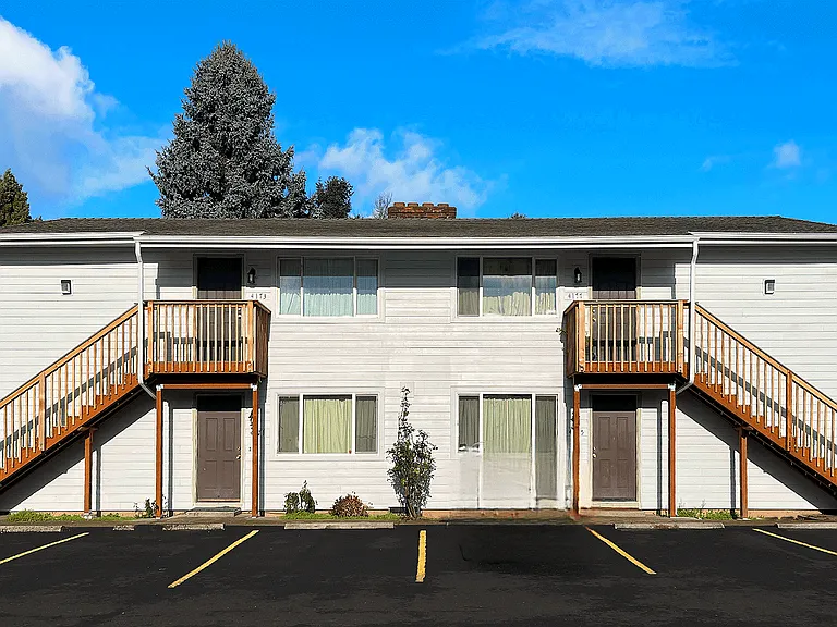 Summerwood Apartments — Photo 2