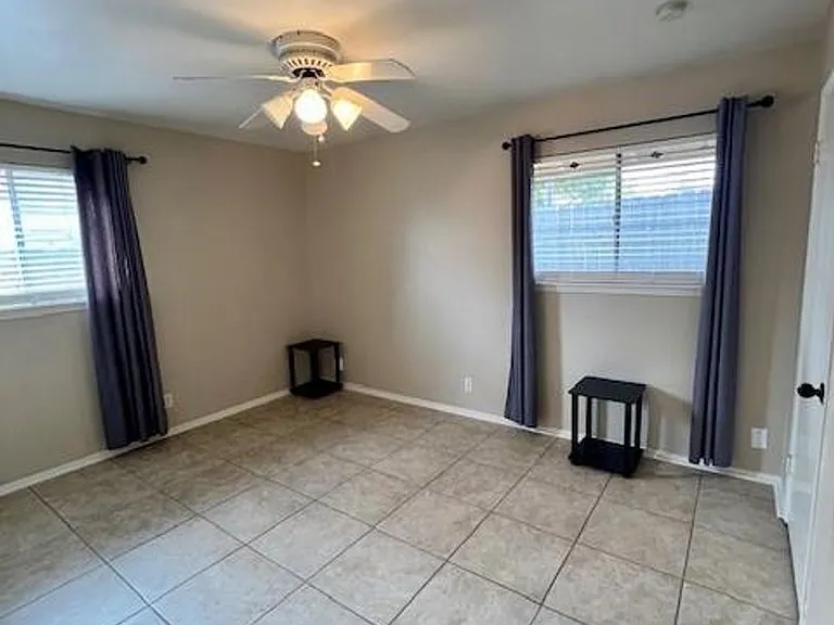 8006A Pinedale Cv — Photo 13