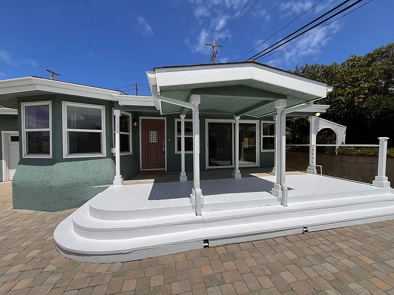 1560 Galveston St — Photo 11