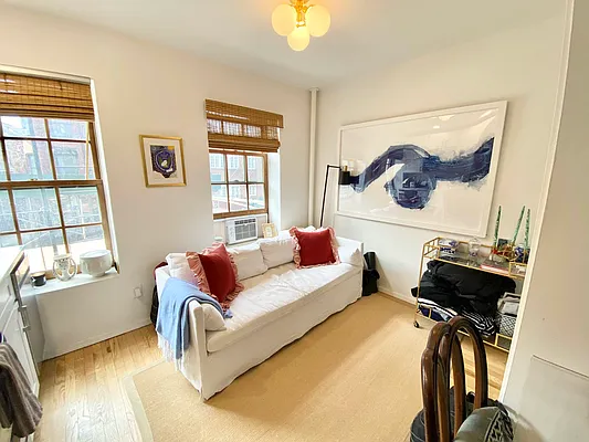 Rented by J PRESTON AND ASSOCIATES INC | media 1