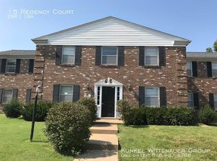 15 Regency Ct, Belleville, IL