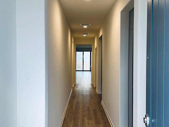 3rd image of 35136 N Magnette Way