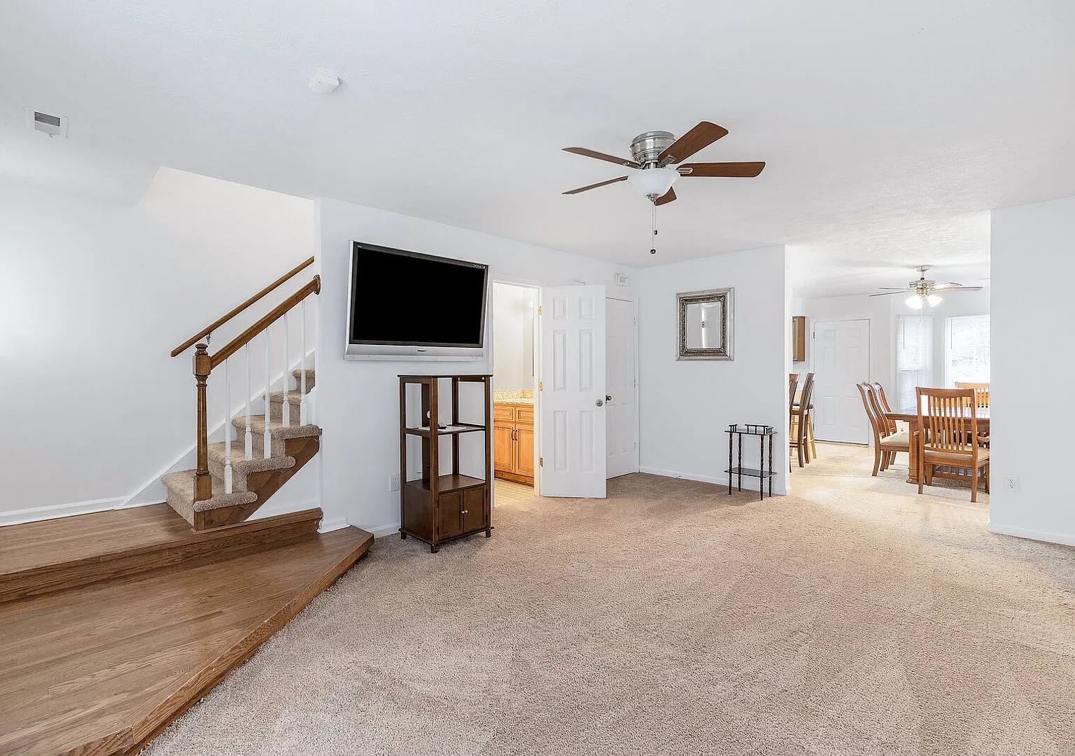 233 Susan Constant Drive Newport News, VA 23608 — Photo 4