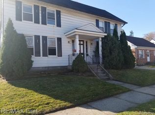 15482 Nehls Ave, Eastpointe, MI 48021