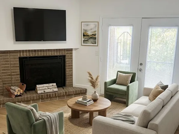 415 W 8th St, Charlotte, NC