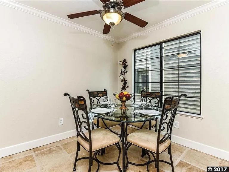 314 Eastridge Dr — Photo 5