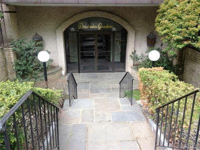 2241 Palmer Ave APT 4P, New Rochelle, NY, 10801