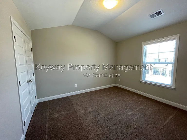 3239 Venetian Dr — Photo 15