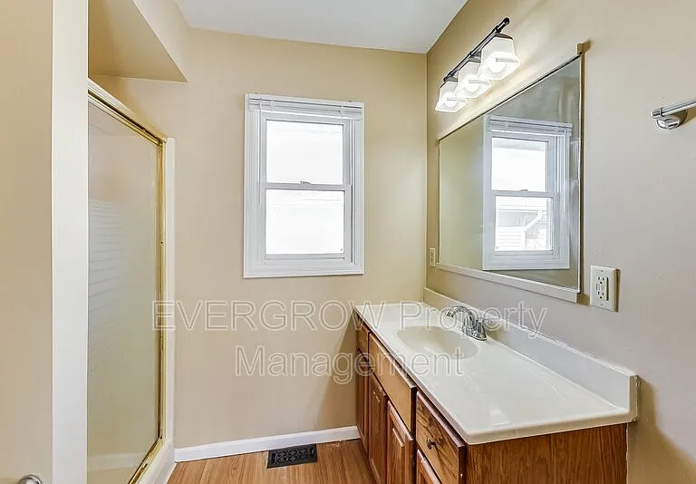 1417 N Denny St — Photo 21