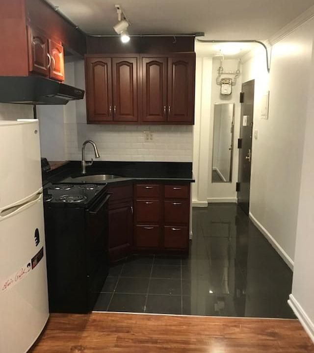 1st image of 41 Kenmare St APT 12