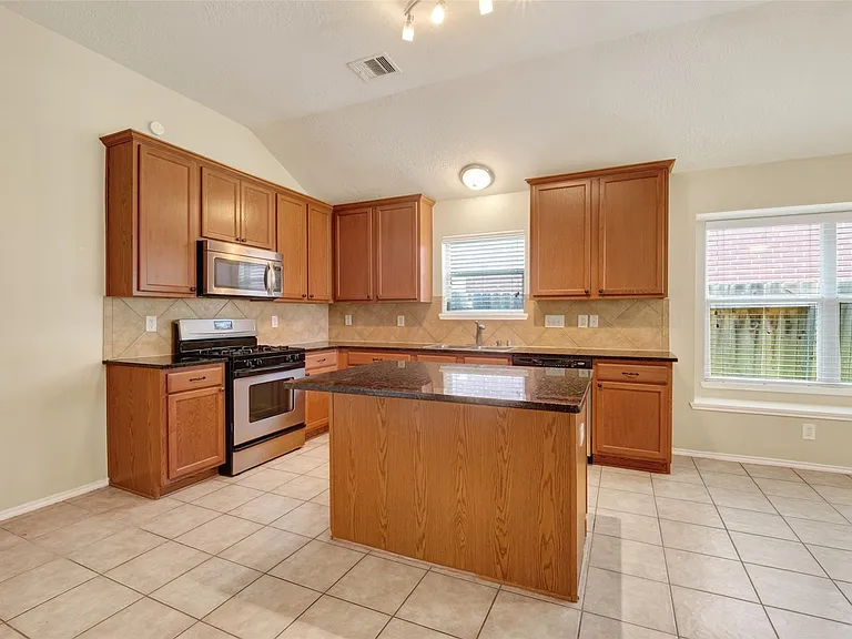 2507 Cypress Springs Ct — Photo 15